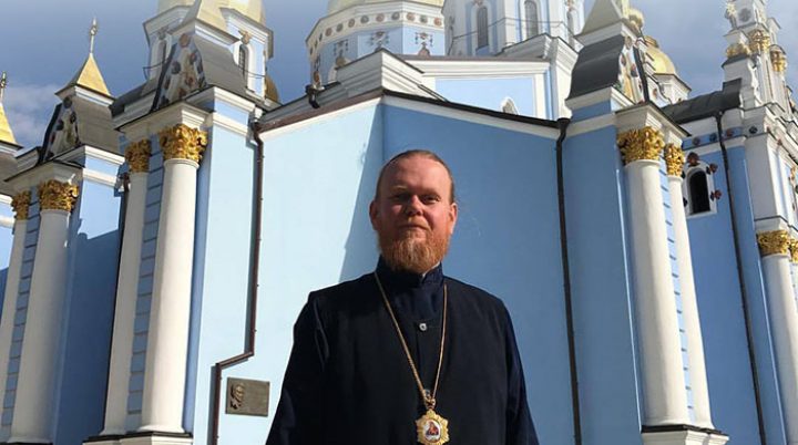 Украинският архиепископ Евстратий Зоря